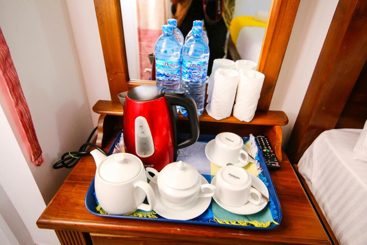 Hotel Gregory Hills à Nuwara Eliya Extérieur photo